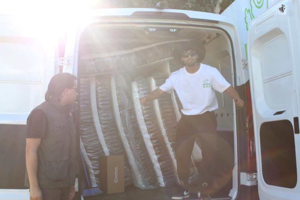 Emma Colchones Solidaria - Foto 2