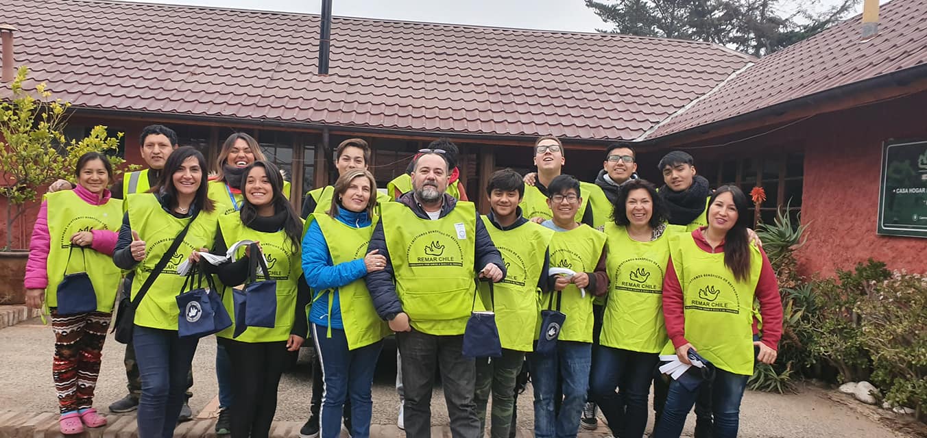 Equipo de voluntarios y monitores de Remar Chile en Casa Hogar